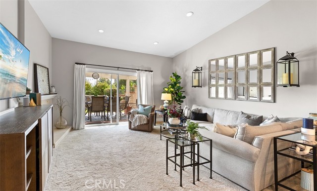 Detail Gallery Image 8 of 42 For 3922 Ravenswood Dr, Yorba Linda,  CA 92886 - 3 Beds | 2 Baths