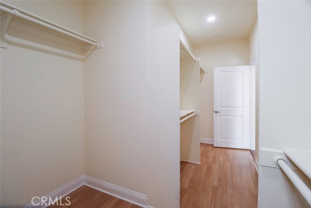 Detail Gallery Image 42 of 46 For 7132 Farralone Ave #207,  Canoga Park,  CA 91303 - 3 Beds | 2/1 Baths
