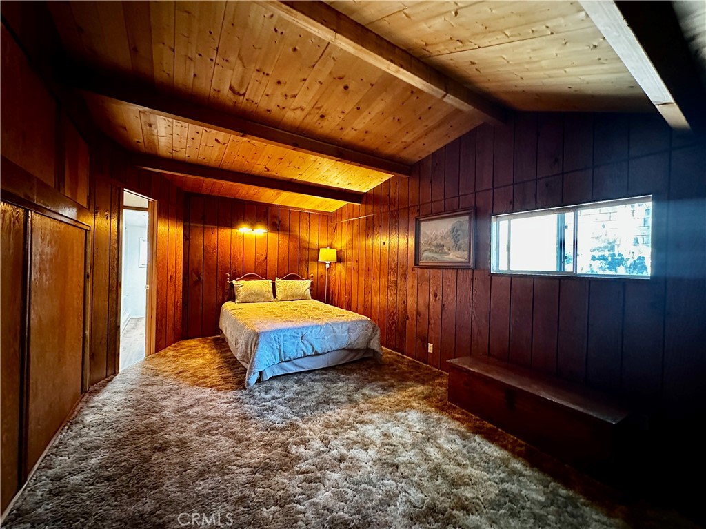https://media.crmls.org/medias/edacde51-a728-4f72-b075-93ee508b8d35.jpg?preset=X-Large