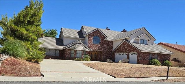 Detail Gallery Image 1 of 8 For 6841 Granada Dr, Palmdale,  CA 93551 - 3 Beds | 3/1 Baths