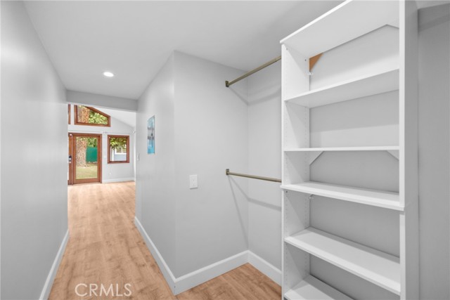 5624 Freeman Avenue, La Crescenta CA: https://media.crmls.org/medias/edad5516-b0f3-4fce-a1df-a9cf51ceec80.jpg