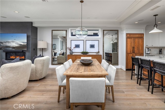 1515 E Ocean Boulevard, Newport Beach CA: https://media.crmls.org/medias/edae0c8b-2fad-468c-ae1a-9beebc05b5c2.jpg