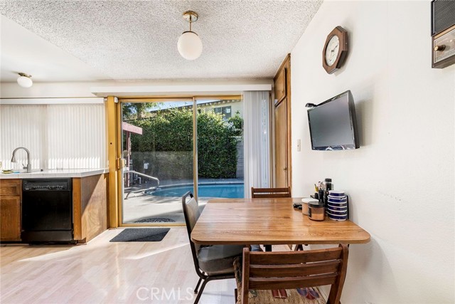 Detail Gallery Image 11 of 23 For 2020 Del Bay, Lakewood,  CA 90712 - 3 Beds | 2 Baths