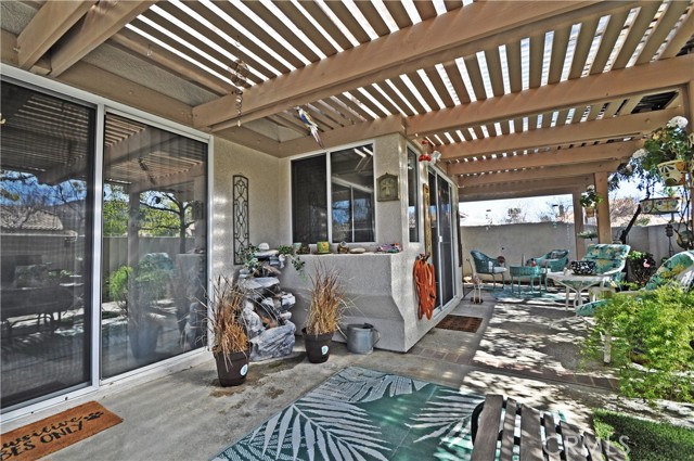 5976 Spanish Trail, Banning CA: https://media.crmls.org/medias/edaeda5a-273a-4989-b88a-60b85424921d.jpg