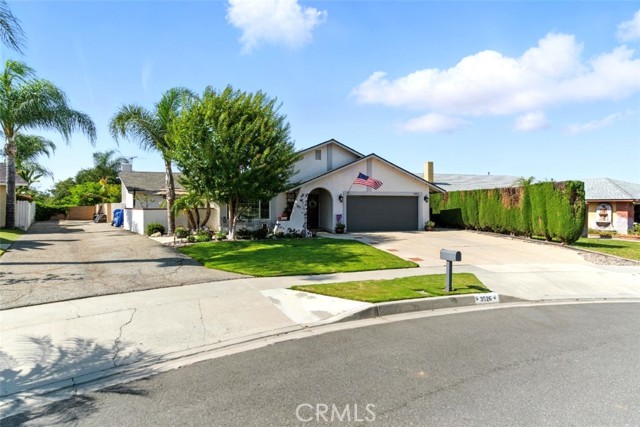 3526 Alder Place, Chino Hills CA: https://media.crmls.org/medias/edafb9c5-3e7e-4a68-9ad3-72b58af3d79c.jpg