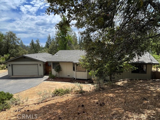 Detail Gallery Image 1 of 1 For 5860 Evergreen Ln, Mariposa,  CA 95338 - 3 Beds | 2 Baths