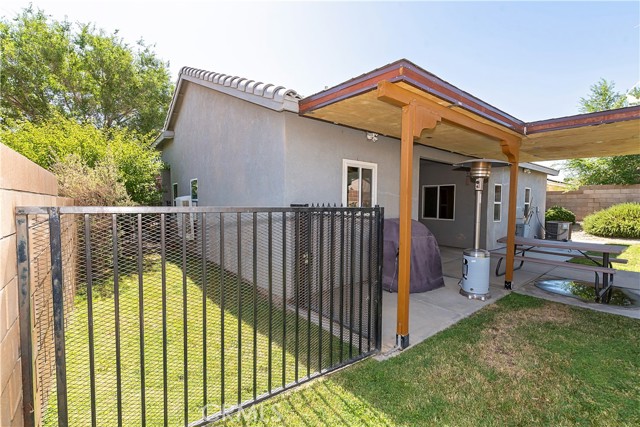 Detail Gallery Image 35 of 36 For 43963 Glenraven, Lancaster,  CA 93535 - 5 Beds | 2 Baths