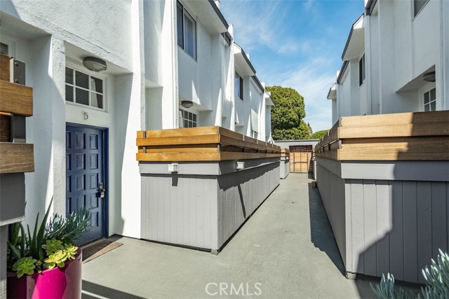 Detail Gallery Image 15 of 34 For 1138 20th St #5,  Santa Monica,  CA 90403 - 2 Beds | 3/1 Baths