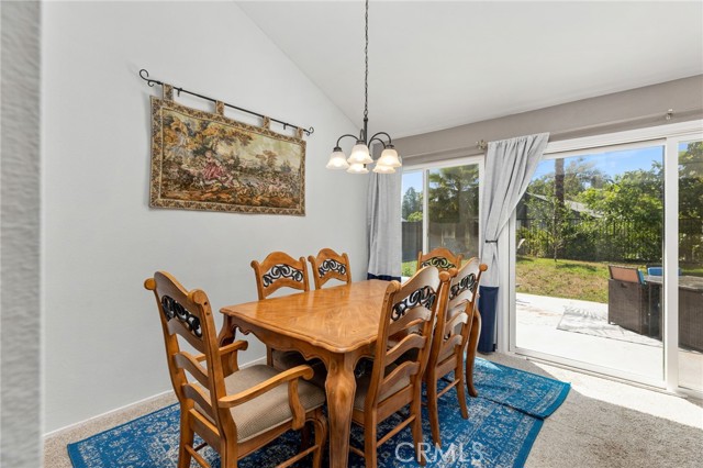 29951 Cactus Place, Temecula CA: https://media.crmls.org/medias/edb157ef-d9d8-4a37-9e66-690a44ebb096.jpg