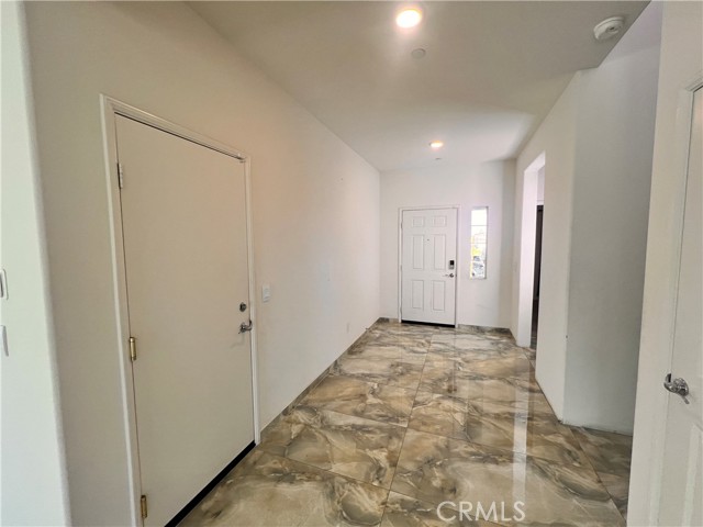 13876 Vantage Street, Moreno Valley CA: https://media.crmls.org/medias/edb1c5c0-ba2a-4b43-bc35-2733166fb07f.jpg