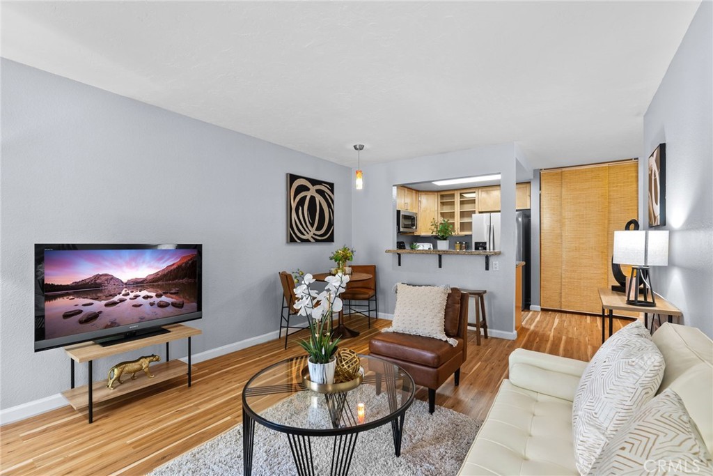 2960 Broadway - photo 5