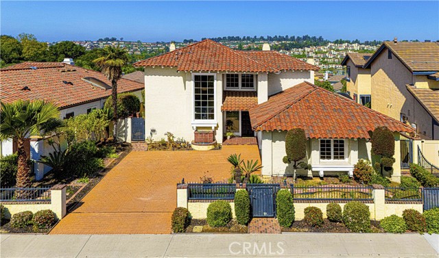 Detail Gallery Image 30 of 43 For 28231 Tinajo, Mission Viejo,  CA 92692 - 4 Beds | 2/1 Baths
