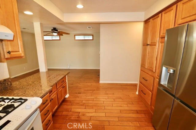 property-img