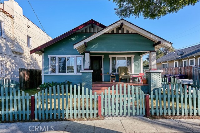 736 Walnut Ave, Long Beach, CA 90813