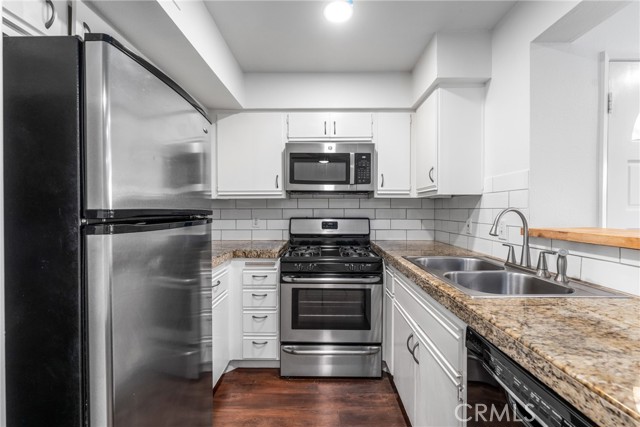 Front Image Thumbnail for CROC25248944