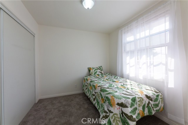 4th bedroom/upper level