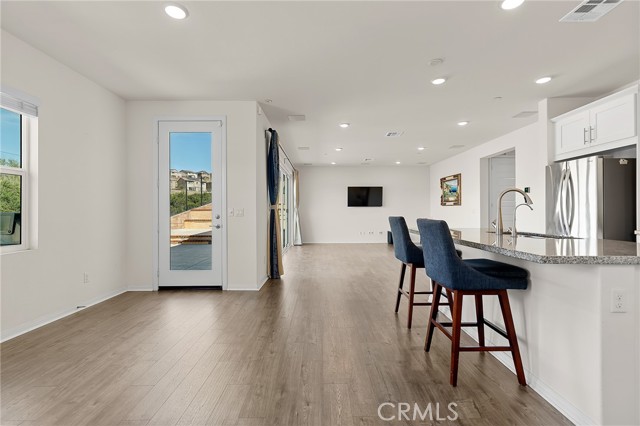 Detail Gallery Image 15 of 52 For 24655 Acadia, Corona,  CA 92883 - 4 Beds | 3 Baths