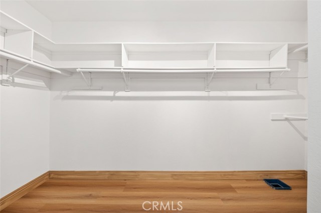 9 Aberdeen st, Irvine CA: https://media.crmls.org/medias/edb56f3e-6df5-44fa-bf2d-ac9bf83cd160.jpg