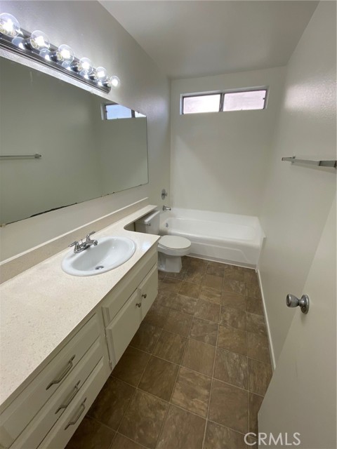 Detail Gallery Image 15 of 21 For 3734 S Marine St, Santa Ana,  CA 92704 - – Beds | – Baths