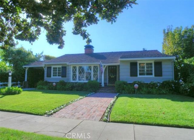 4545 Allott Ave, Sherman Oaks CA: https://media.crmls.org/medias/edb7402c-1ca6-4eb0-b81c-30b20402516c.jpg