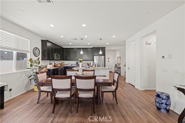 5025 W Avenue J6, Lancaster CA: https://media.crmls.org/medias/edb89605-45a3-44f3-901e-95eed8fb6006.jpg