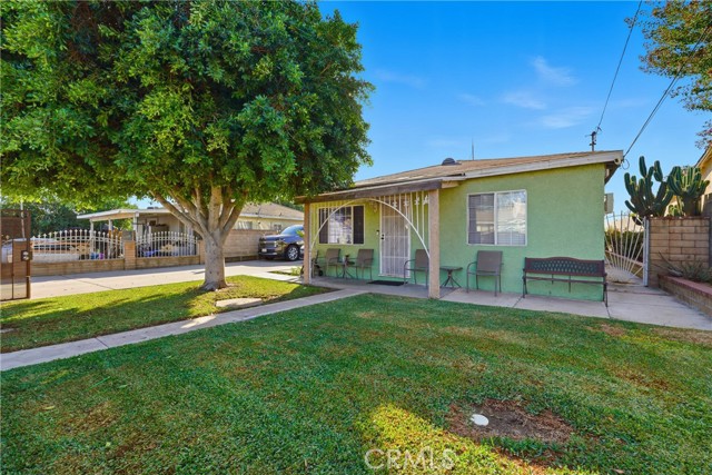 Detail Gallery Image 7 of 42 For 9824 Linden Ave, Bloomington,  CA 92316 - 3 Beds | 2 Baths