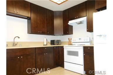 8552 Belmont Street, Cypress CA: https://media.crmls.org/medias/edba5868-2e40-4e46-903c-818a48163a8b.jpg