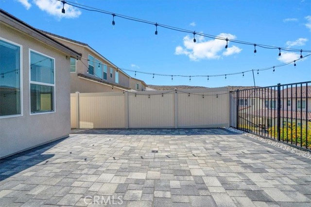 18150 Tableau Way, Saugus CA: https://media.crmls.org/medias/edba854d-d335-44e1-b5ca-bc8a0e89ee89.jpg