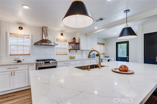 2270 W 231st Street, Torrance CA: https://media.crmls.org/medias/edba8d7d-f03e-4af9-aae6-60ec17cba1c3.jpg