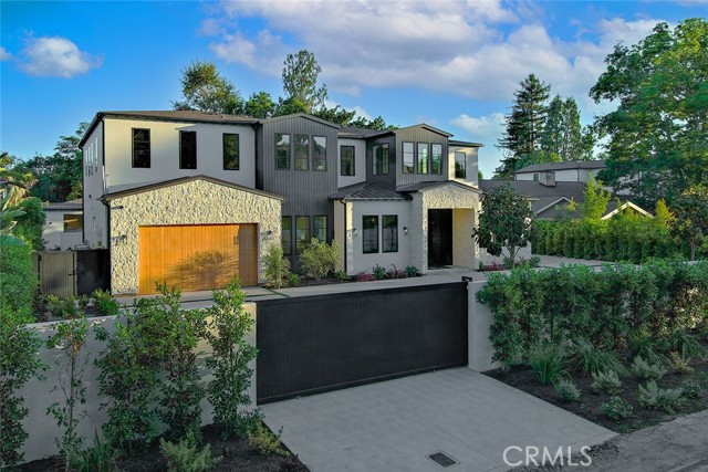 Image 39 of 70 For 23416 Califa Street