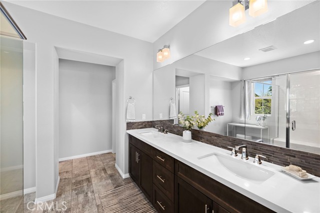 Detail Gallery Image 15 of 73 For 48 Promesa Ave, Rancho Mission Viejo,  CA 92694 - 4 Beds | 3/1 Baths