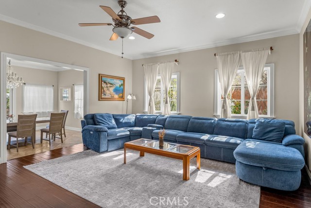 Detail Gallery Image 4 of 38 For 2500 Anabas Ave, San Pedro,  CA 90732 - 5 Beds | 5 Baths