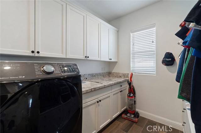Detail Gallery Image 29 of 49 For 680 S Meridian Ave, Madera,  CA 93636 - 4 Beds | 3/1 Baths