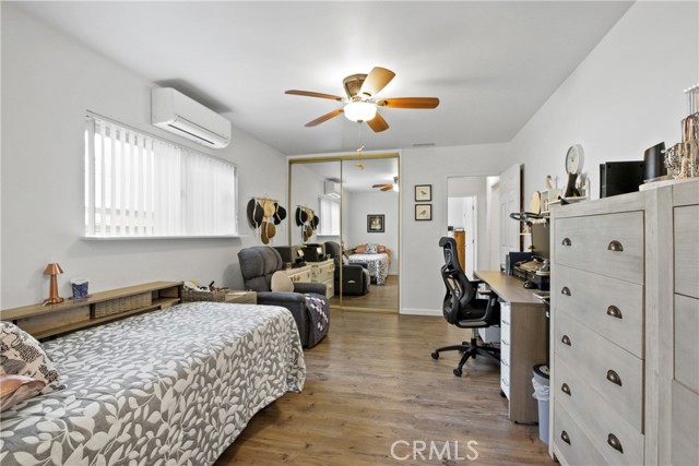 11051 Tarawa Drive, Los Alamitos CA: https://media.crmls.org/medias/edbc63ce-1240-4dd6-8e80-cd135a5e1ef3.jpg