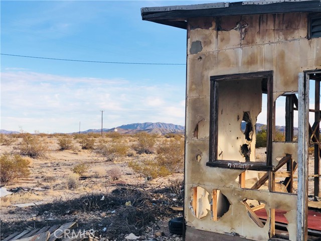 Detail Gallery Image 5 of 12 For 5 Pinto Mountain Rd, Twentynine Palms,  CA 92277 - – Beds | – Baths