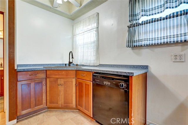 Detail Gallery Image 17 of 35 For 5907 Ibbetson Avenue, Lakewood,  CA 90713 - 2 Beds | 1 Baths