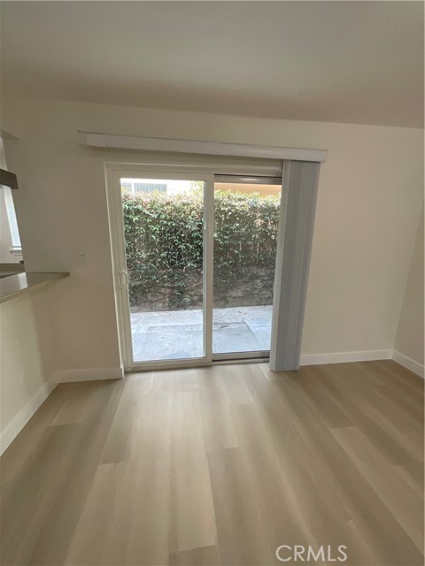2641 Santa Ana Avenue, Costa Mesa CA: https://media.crmls.org/medias/edbeb4aa-36f2-4159-ae0d-82fff0db9160.jpg