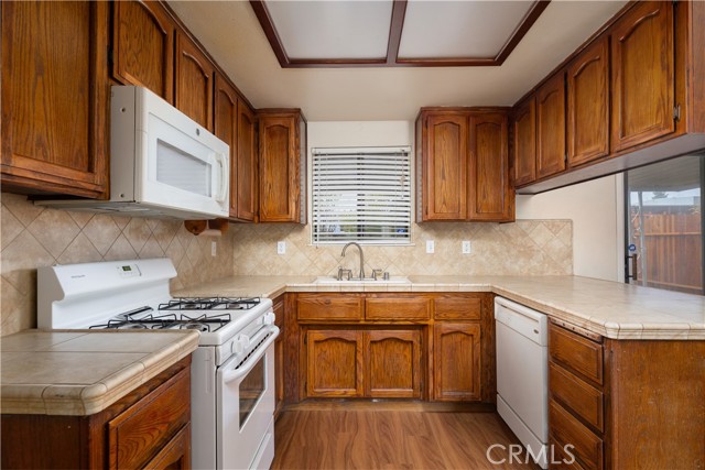 Detail Gallery Image 11 of 22 For 1618 Rench Rd, Bakersfield,  CA 93308 - 3 Beds | 2 Baths