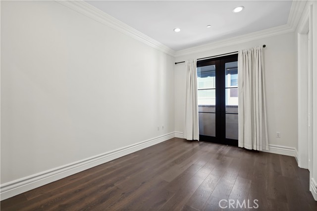 462 S Maple Drive, Beverly Hills CA: https://media.crmls.org/medias/edbf4031-723d-4132-b454-a8168a37f467.jpg