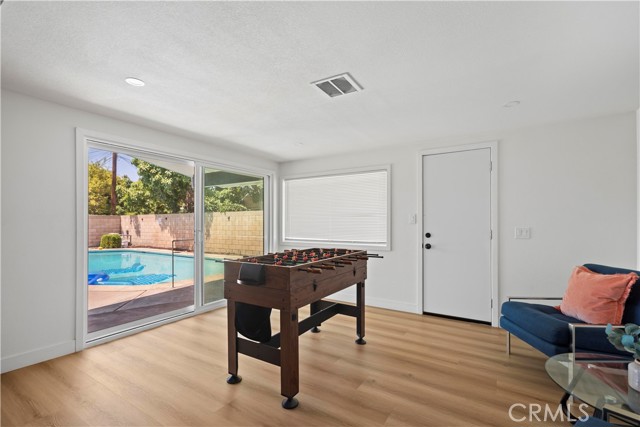 Detail Gallery Image 7 of 15 For 445 W Rowland St, Covina,  CA 91723 - 4 Beds | 3 Baths