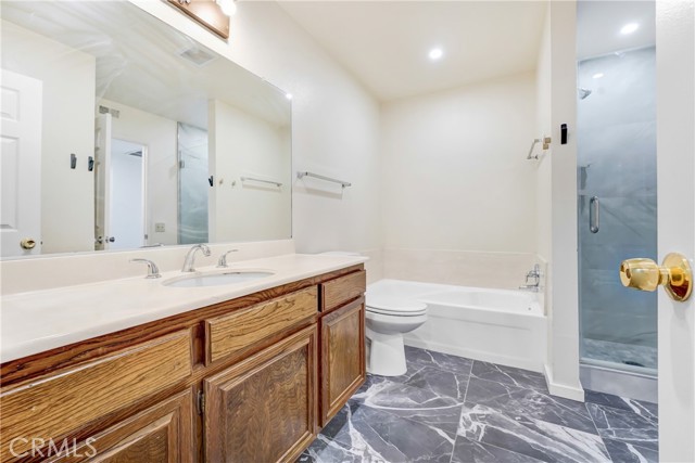 Detail Gallery Image 19 of 26 For 437 Ivy St #4,  Glendale,  CA 91204 - 2 Beds | 1/1 Baths