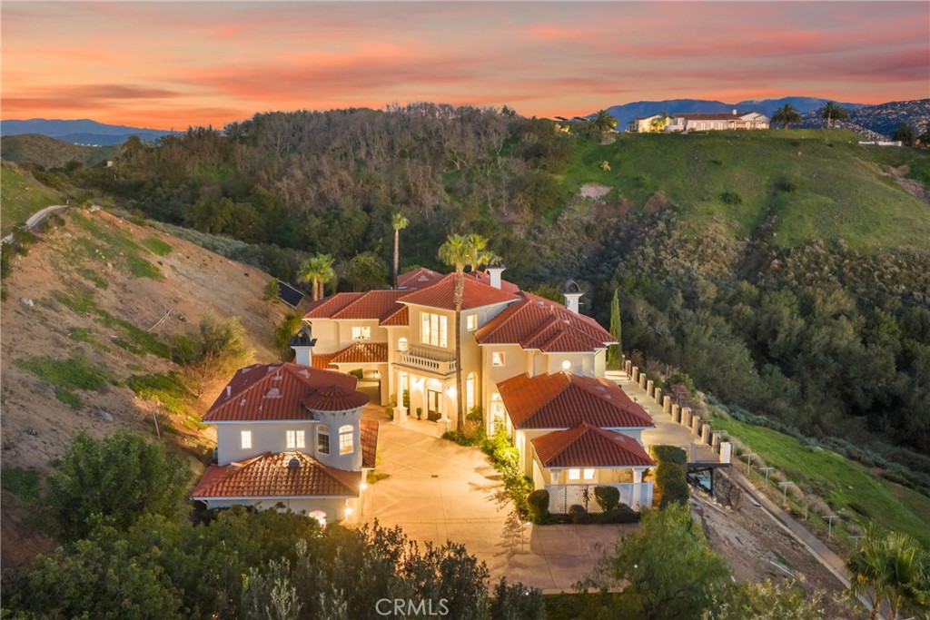 44930 Via Renaissance