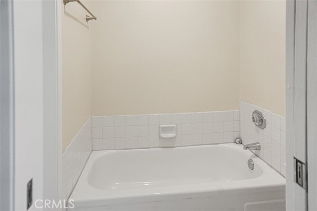 Detail Gallery Image 16 of 30 For 15215 Magnolia Bld #117,  Sherman Oaks,  CA 91403 - 2 Beds | 1/1 Baths