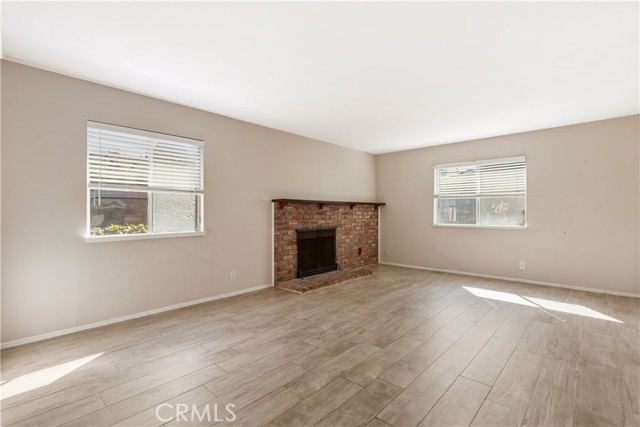 Detail Gallery Image 8 of 20 For 21135 Freeport, Huntington Beach,  CA 92646 - 2 Beds | 1 Baths