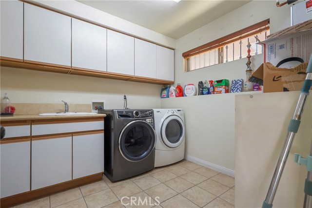 Detail Gallery Image 5 of 25 For 1611 W 208th #3,  Torrance,  CA 90501 - 3 Beds | 3 Baths