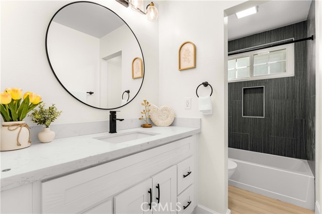 20163 Corona Street, Corona CA: https://media.crmls.org/medias/edc1d36f-5a0f-42ef-9e15-a5a192d9d75d.jpg