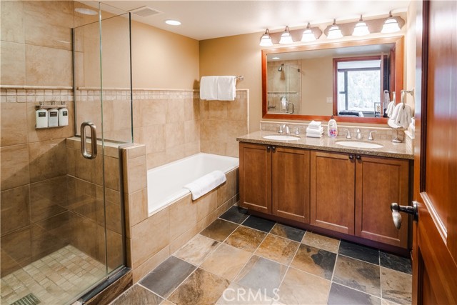 Detail Gallery Image 29 of 37 For 400 Resort Rd #834/836,  Unincorporated,  CA 96146 - 3 Beds | 3/1 Baths