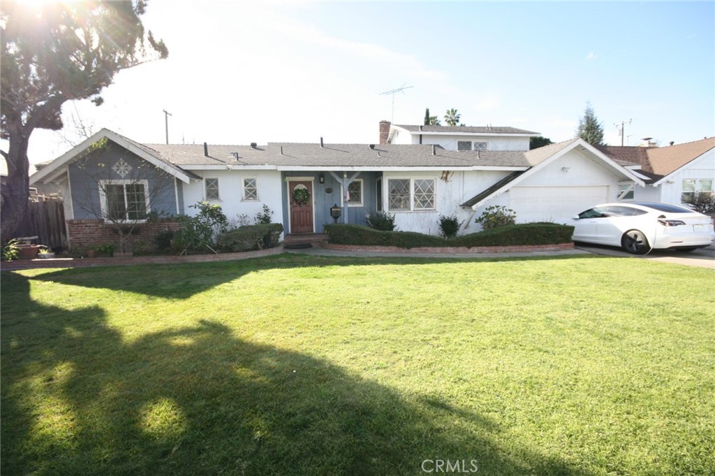 10092 Roselee Drive