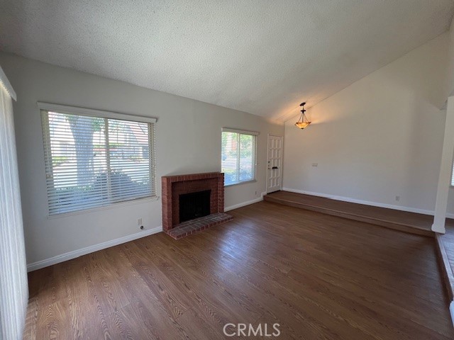Detail Gallery Image 6 of 21 For 950 W Lamark Ln, Anaheim,  CA 92802 - 3 Beds | 2/1 Baths