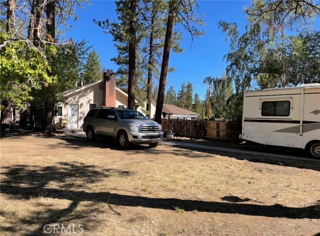 Detail Gallery Image 4 of 25 For 40172 Highland Rd., Big Bear Lake,  CA 92315 - 2 Beds | 1 Baths